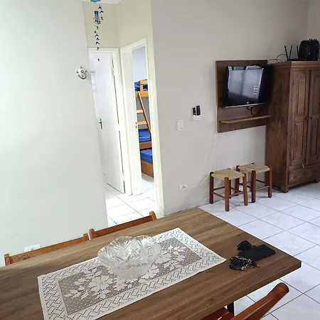 Apartamento aconchegante com piscina - Praia Grande-3